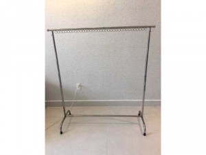 Giàn phơi đồ Inox giá 200k