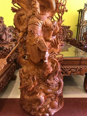 Tượng quan công cưỡi rồng gỗ hương