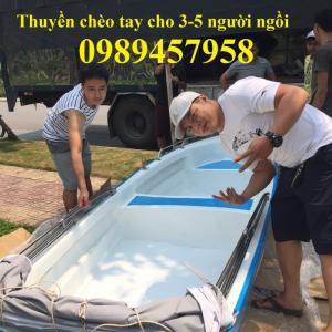 Thuyền 3,6x1,1x0,45 giao tại Vinhomes Riverside