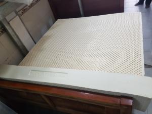 Nệm cao su thiên nhiên Vạn Thành Unique 1m6x15cmx2m