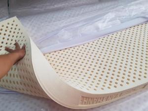 Nệm cao su thiên nhiên Vạn Thành Unique 1m8x15cmx2m