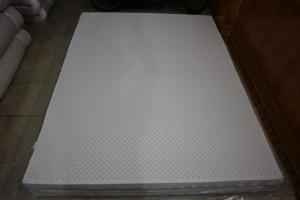Nệm cao su thiên nhiên Vạn Thành Unique 1m8x15cmx2m