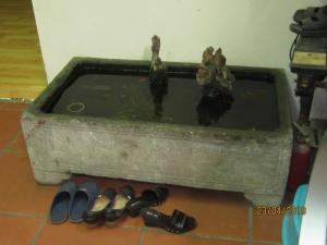 Bán bể đá và 2 chậu đá cổ - có ảnh