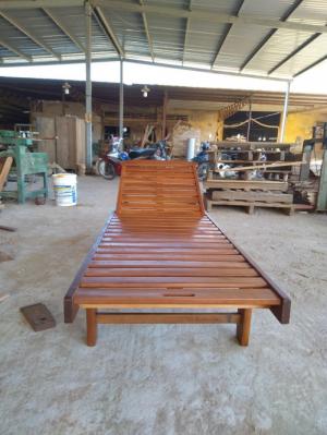 Ghế nằm hò bơi gỗ dầu NMT621