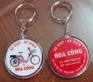 Móc khóa in ấn logo thưong hiệu công ty giá rẻ