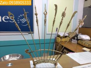 Bộ bát bửu, 8 binh khí – bộ chấp kích bày bàn thờ