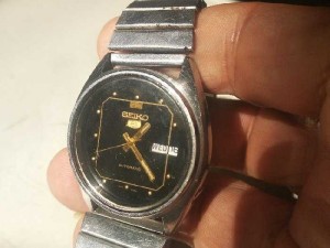 Đồng hồ Seiko 5 automatic