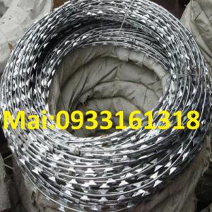 Dây thép gai hình dao chống trộm bảo vệ nhà, biệt thự, nhà xưởng, trường học