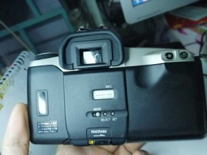 Canon eos kiss - máy chụp phim