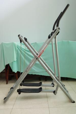 Thanh lý 2 máy tập thể dục