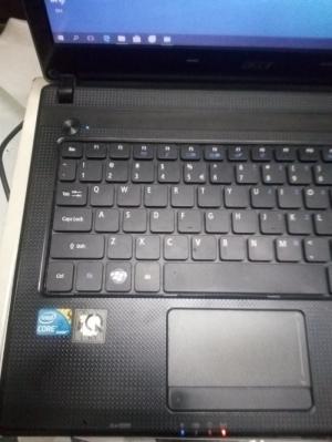 Acer i3, xanh xám, 14inch,pin 6 cell,Ram2G, ổcứng320G, 2,6 triệu