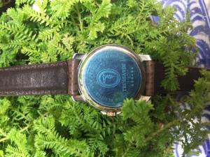 Đồng hồ hiệuTRUSSARDI