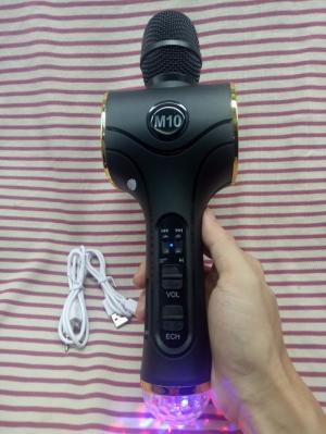 Micro Karaoke M10 -New model 2019, âm thanh cực hay, có đèn LED nhấp nháy