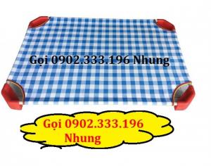Giường ngủ mầm non giá 155.000