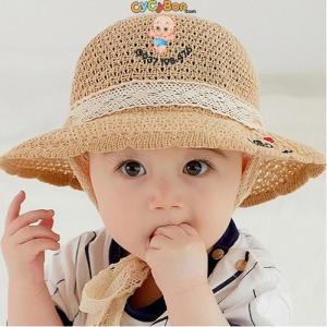 Nón Rộng Vành Cói Cho Bé Dây Cột Thêu Chữ Hello Summer