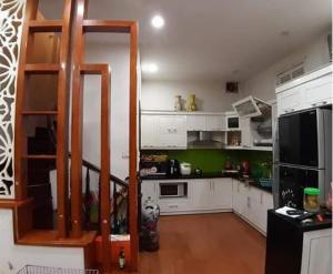 Bán nhà Hoàng Quốc Việt. 60m2x5 tầng. Phân lô ngõ ôtô