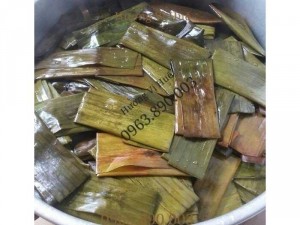 Mưa lạnh lột bánh lọc nóng ăn bao ngon