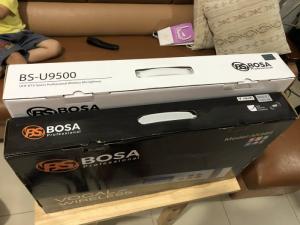 Micro Bosa BS-U9500 là Micro Sân Khấu Biểu Diễn Chuyên Nghiệp , Sóng cực xa. Tiếng sáng thích hợp cho anh em làm show lớn, Khoảng Cách trên 200m vẫn bắt tín hiệu rất tốt