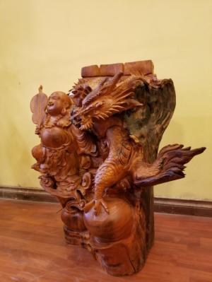 Di lạc chiến rồng gỗ hương Việt Nam