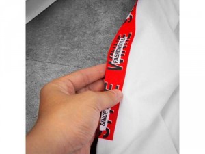 Áo sơ mi nam dài tay trắng cao cấp họa tiết viền tay chữ Vans 10 đỏ cao cấp