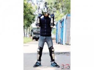 Bó gối kim loại inox Pro Biker cao cấp