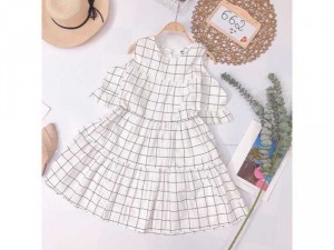 Đầm kẻ hở vai