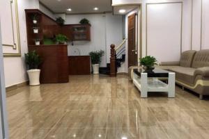 Bán nhà 5 tầng ngã tư Phú Nhuận cho thuê 40tr/tháng, chỉ 8.5 tỷ