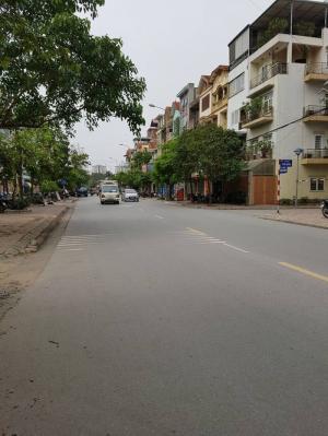 Bán nhà Giang Văn Minh 78m 4 tầng MT 10m 11.3 tỷ Ba Đình lô góc nhà đẹp ở ngay