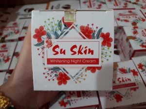 Kem đêm su kin trị nám sạm nhẹ