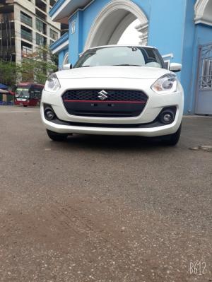 Bán Suzuki Swift 2019 số sàn và số tự động