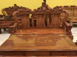 Bộ bàn ghế phòng khách tay 12 rất đẹp