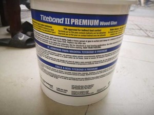 TÍNH CHẤT VẬT LÝ
- Thành phần hóa học: Cross-linking Polyvinyl acetate
- Độ bay hơi (VOC): 13.7 g/L
- Dạng thể: chất lỏng
- Trọng lượng/gallon 9.1 lbs
- Màu: vàng mật ong
- Nhiệt độ tới hạn * Khoảng 55°F (13°C)
- Màu keo khi khô :không màu
- Nhiệt độ cháy thấp nhất >200°F (93°C)
- Tỷ lệ % chất rắn: 48%
- Độ ổn định khi đông đá/ rã đông: ổn định
- Độ nhớt: 4,000 cps
- Độ pH 3.0