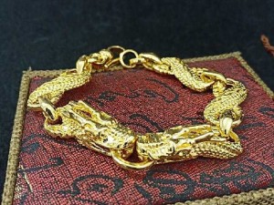 Lắc tay rồng mạ vàng