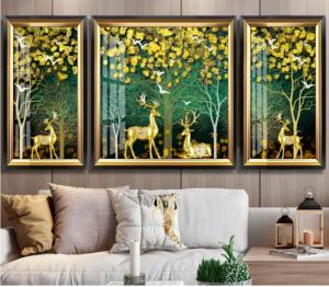 Tranh treo phòng khách sau ghế sofa pha lê hiện đại