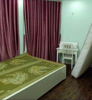 Bán nhà gấp - phố Nguyễn Ngọc Vũ. Giá 2,8 tỷ.