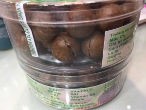 Hạt mắc ca 100% Tây Nguyên nứt vỏ tự nhiên size lớn 22-25mm