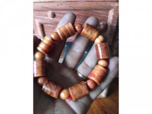 Vòng Tay Huyết Rồng