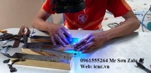Máy hàn chân chữ inox,máy hàn chân chữ kim loại bằng laser.