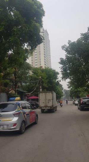 Bán nhà phố Thịnh Liệt 110m2 5 tầng MT 4m 10.8 tỷ Hoàng Mai ô tô tránh nhau
