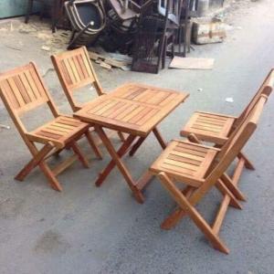 bàn ghế gỗ xếp giá rẻ