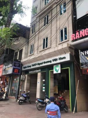 Cho thuê MP 95 Đường Láng, Đống Đa: DT: 160m2, Mặt tiền: 7.5m, 2 tầng, Giá 70 triệu. Thời trang,