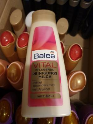 Sữa rửa mặt balea Vital 200ml xách tay từ Đức