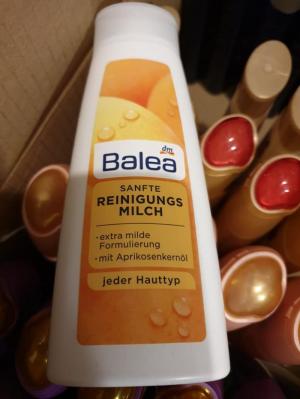 Sữa rửa mặt và tẩy trang Balea sanfte 200ml Xách tay từ Đức