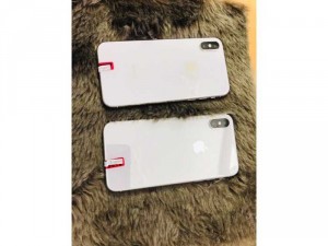 X Trắng 64 gb sạc vài lần , pin 100% , nguyên rin còn áp suất , nhúng nước tại chỗ