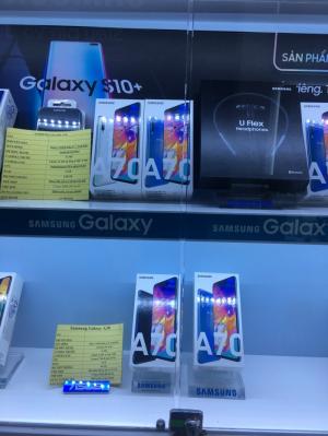Samsung A70 mới 8,490k góp 0% tt 2tr