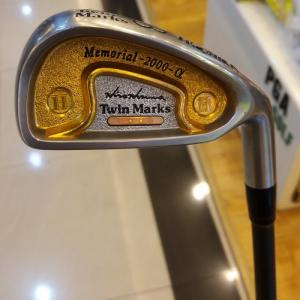 Bộ gậy golf irons 2 sao Honma Twin Marks cũ 1999 (qua sử dụng)