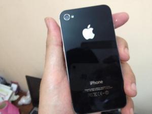 Iphone 4s chính hãng đẹp 99% chữa cháy ngon