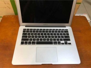 Macbook Air 13 2014 i5-4g-128g nguyên zin