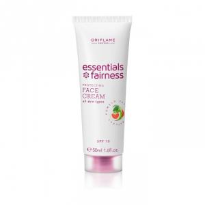 KEM DƯỠNG DA MẶT -Essentials Fairness Protecting Face Cream SPF10- Giúp da sáng hồng rạng rỡ (Xuất xứ : Ba lan)