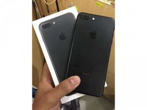 cần bán iP 7 plus 32g màu black qte mỹ zin...